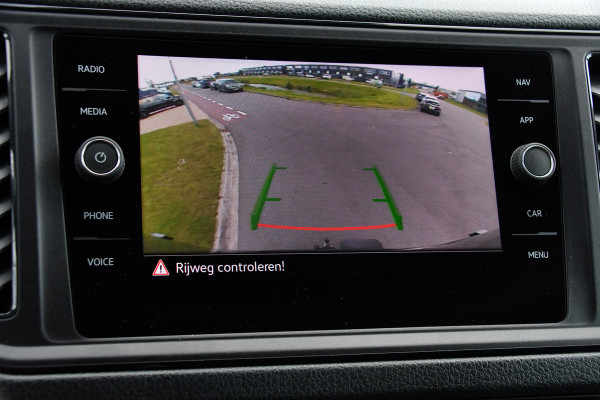 Volkswagen Crafter 35 2.0 TDI L3H3 Highline PB Edition Cruise, Camera, Carplay, 177pk, LED, Automaat, Leder, Multimedia, Uniek!