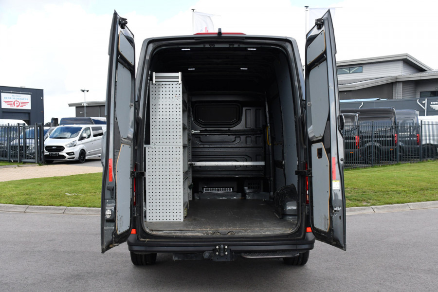 Volkswagen Crafter 35 2.0 TDI L3H3 Highline PB Edition Cruise, Camera, Carplay, 177pk, LED, Automaat, Leder, Multimedia, Uniek!