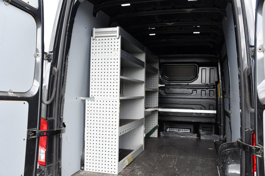 Volkswagen Crafter 35 2.0 TDI L3H3 Highline PB Edition Cruise, Camera, Carplay, 177pk, LED, Automaat, Leder, Multimedia, Uniek!