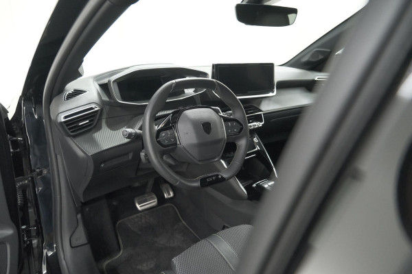 Peugeot 208 Hybrid 136 e-DCS6 GT | 360 Camera | Adaptieve Cruise Control | Dodehoekdetectie | Apple Carplay