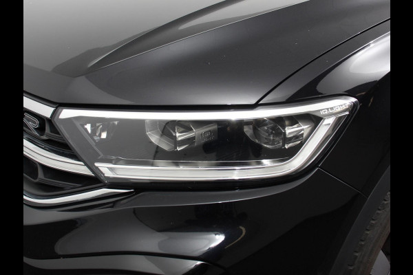 Volkswagen T-Roc 1.5 TSI 150pk DSG R-Line | Navigatie | Apple Carplay/Android Auto | Parkeersensoren | Camera | Adaptive Cruise Control | Elektrische achterklep | Stoel- en stuurverwarming | Climate Control | Ledverlichting | Virtual Cockpit