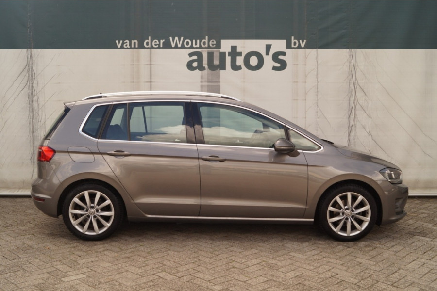 Volkswagen Golf Sportsvan 1.6 TDI 110pk DSG Connected Series -ECC-CAM-NAVI-