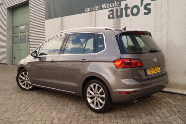 Volkswagen Golf Sportsvan 1.6 TDI 110pk DSG Connected Series -ECC-CAM-NAVI-