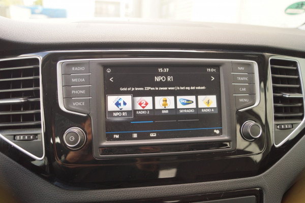 Volkswagen Golf Sportsvan 1.6 TDI 110pk DSG Connected Series -ECC-CAM-NAVI-