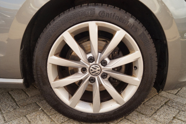Volkswagen Golf Sportsvan 1.6 TDI 110pk DSG Connected Series -ECC-CAM-NAVI-