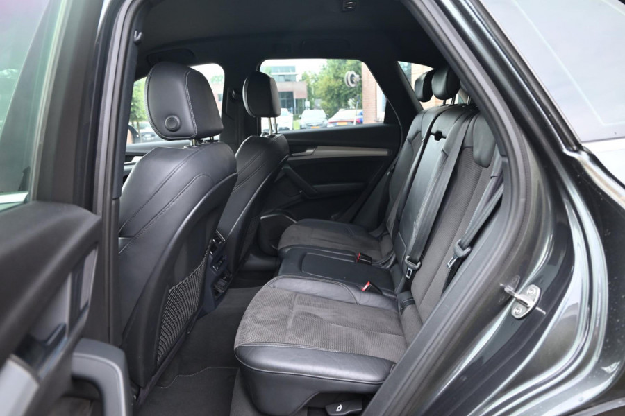 Audi SQ5 3.0 TFSI Quattro 354 PK Trekhaak Camera Side-Assist LED 20''