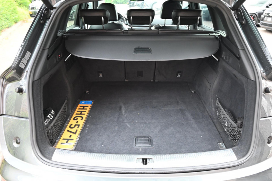 Audi SQ5 3.0 TFSI Quattro 354 PK Trekhaak Camera Side-Assist LED 20''