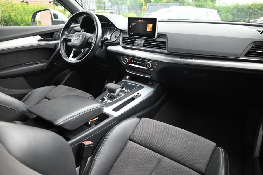 Audi SQ5 3.0 TFSI Quattro 354 PK Trekhaak Camera Side-Assist LED 20''