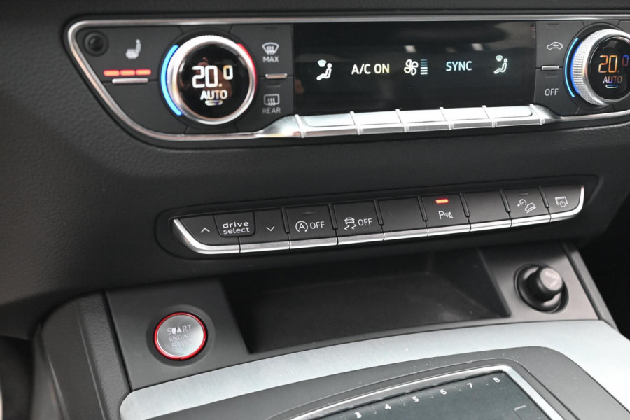 Audi SQ5 3.0 TFSI Quattro 354 PK Trekhaak Camera Side-Assist LED 20''