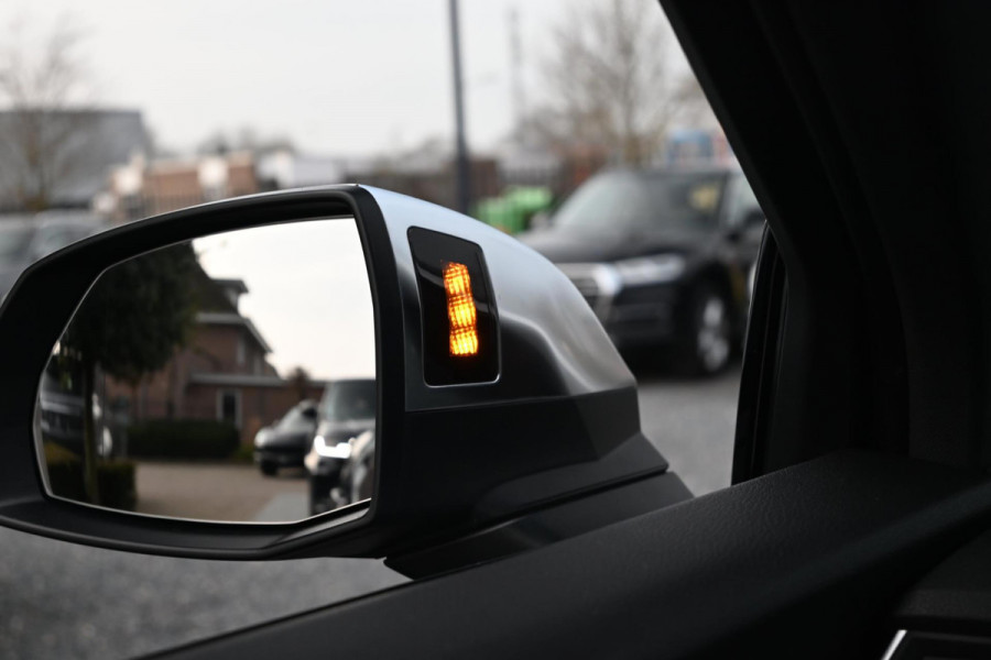 Audi SQ5 3.0 TFSI Quattro 354 PK Trekhaak Camera Side-Assist LED 20''