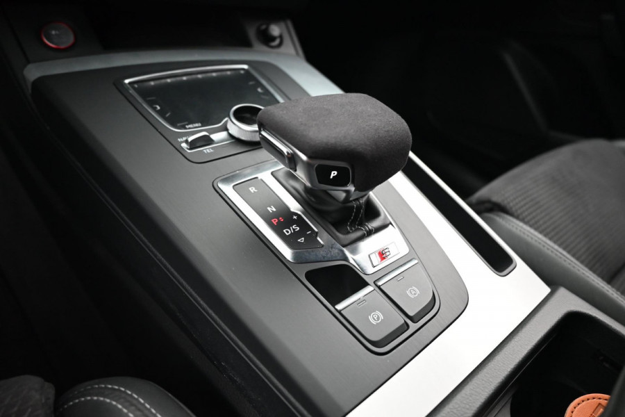 Audi SQ5 3.0 TFSI Quattro 354 PK Trekhaak Camera Side-Assist LED 20''