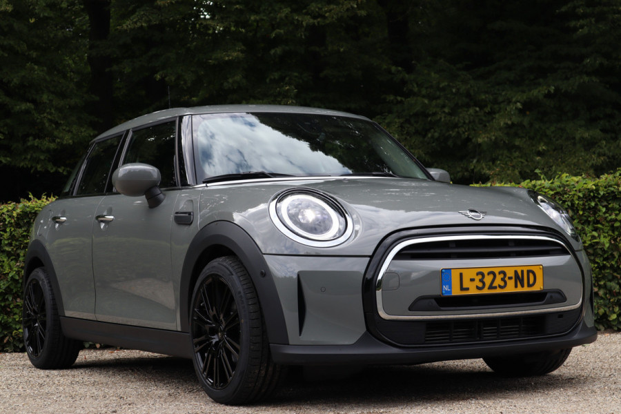 MINI Mini 1.5 One Essential | 5drs. | Achteruitrijcamera | Navi | ACC |