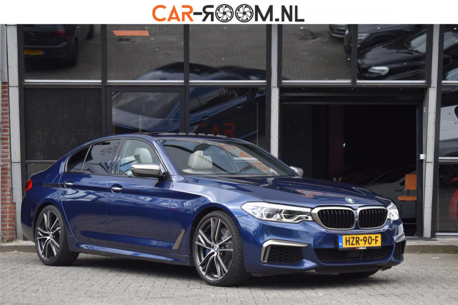 BMW 5 Serie M550i xDrive High Executive HUD Pano Lane ACC B&W Sfeer