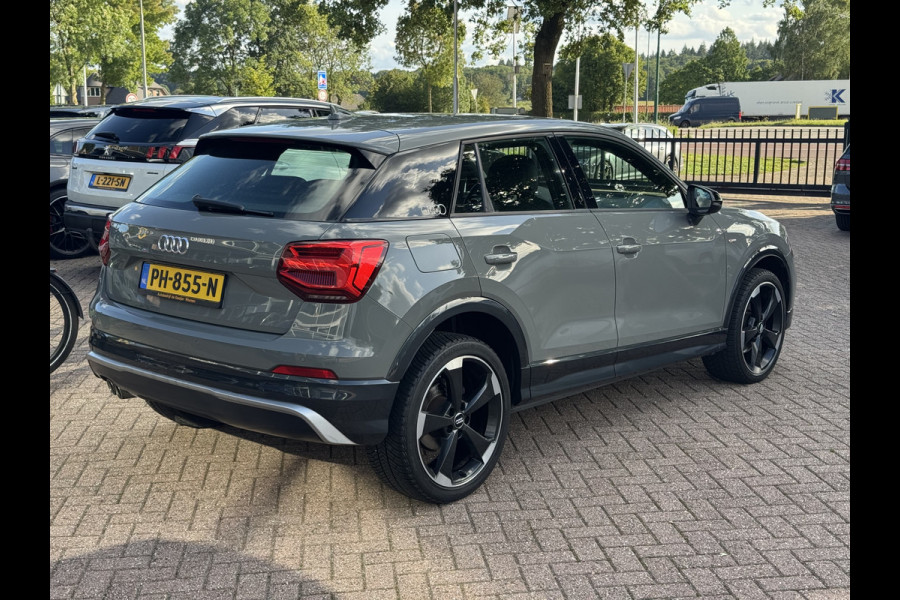Audi Q2 1.4 TFSI CoD Launch Edition / Trekhaak / Navigatie / Parkeerhulp V+A / 19'' / Sfeerverlichting / LED Koplampen / Half leder / DAB / Cruise Control