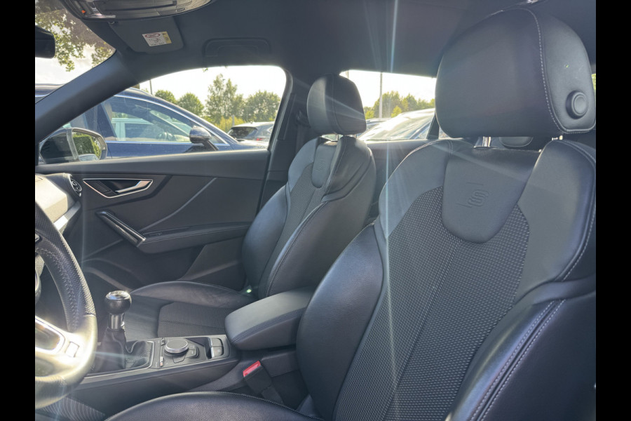 Audi Q2 1.4 TFSI CoD Launch Edition / Trekhaak / Navigatie / Parkeerhulp V+A / 19'' / Sfeerverlichting / LED Koplampen / Half leder / DAB / Cruise Control