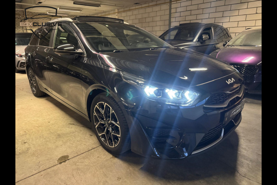 Kia Ceed 1.5 T-GDI GT-Line Pano/Virtual/Blindspot/Keyless go-entry/ Full option