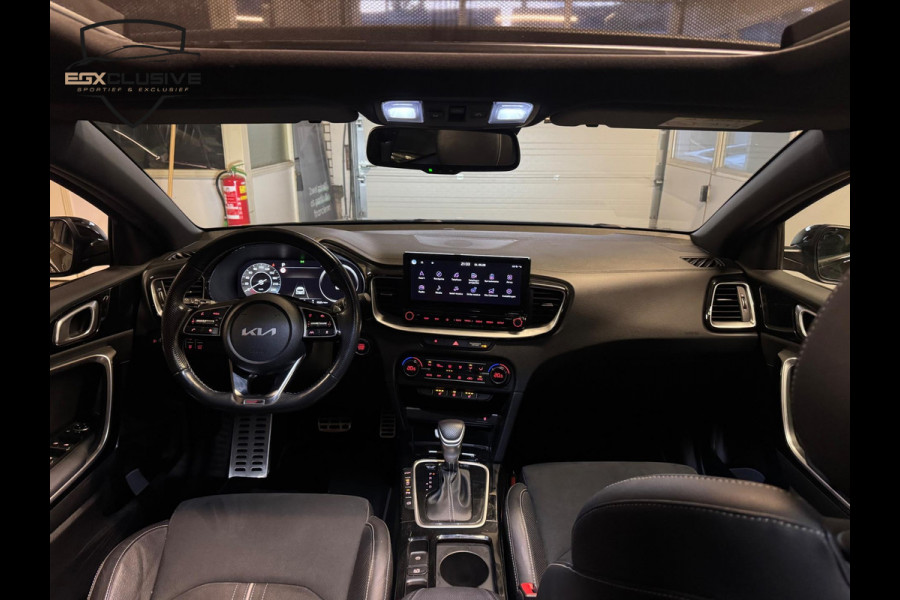 Kia Ceed 1.5 T-GDI GT-Line Pano/Virtual/Blindspot/Keyless go-entry/ Full option