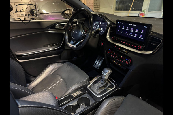 Kia Ceed 1.5 T-GDI GT-Line Pano/Virtual/Blindspot/Keyless go-entry/ Full option