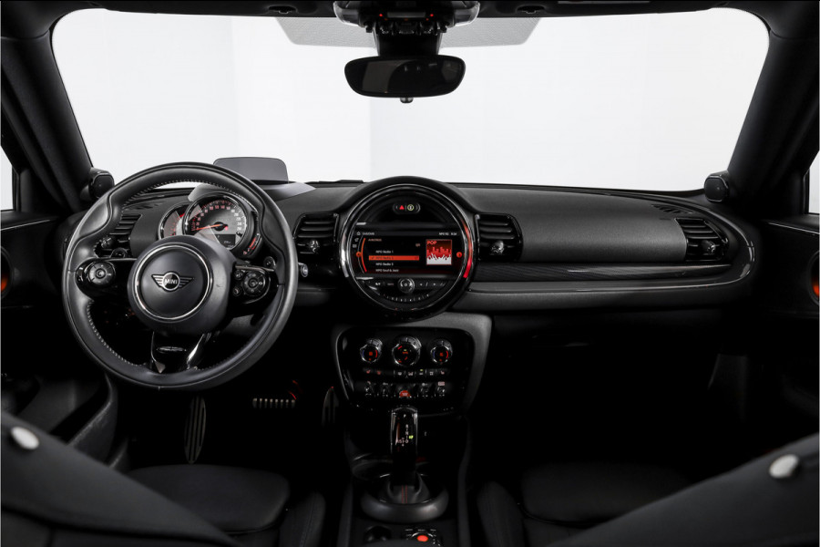 MINI Clubman 2.0 Cooper S Hammersmith 192 PK - Automaat | S/K Panodak | Adapt.Cruise | Harman/Kardon | Stoelverw. | PDC | Camera | NAV+App.Connect | ECC | LM 19" |