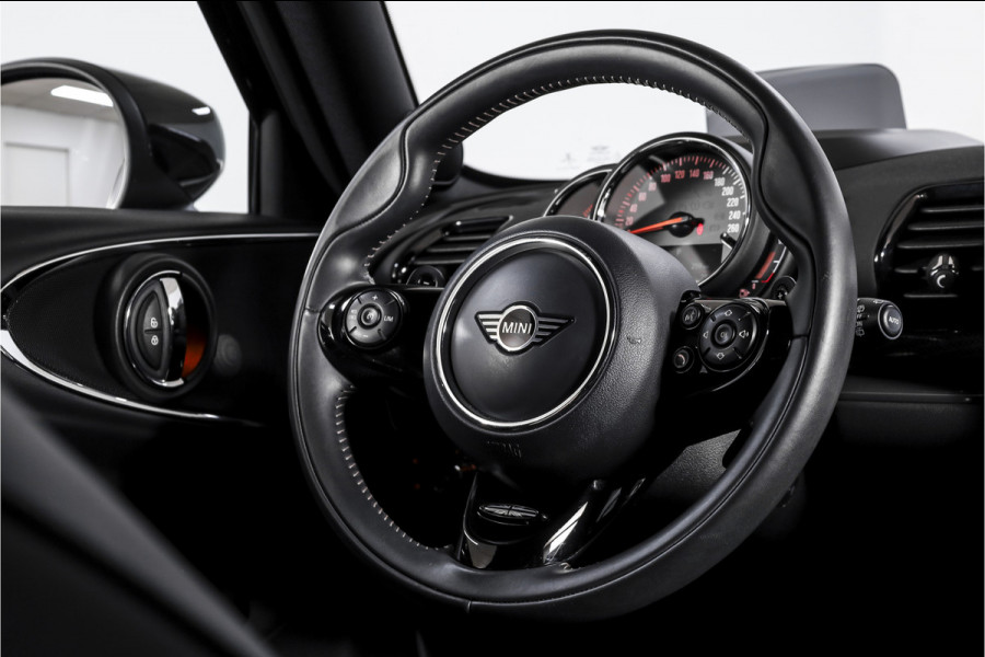 MINI Clubman 2.0 Cooper S Hammersmith 192 PK - Automaat | S/K Panodak | Adapt.Cruise | Harman/Kardon | Stoelverw. | PDC | Camera | NAV+App.Connect | ECC | LM 19" |