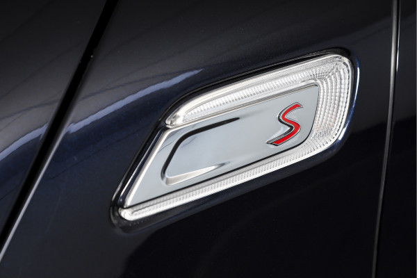 MINI Clubman 2.0 Cooper S Hammersmith 192 PK - Automaat | S/K Panodak | Adapt.Cruise | Harman/Kardon | Stoelverw. | PDC | Camera | NAV+App.Connect | ECC | LM 19" |