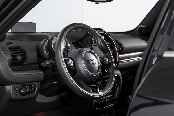 MINI Clubman 2.0 Cooper S Hammersmith 192 PK - Automaat | S/K Panodak | Adapt.Cruise | Harman/Kardon | Stoelverw. | PDC | Camera | NAV+App.Connect | ECC | LM 19" |