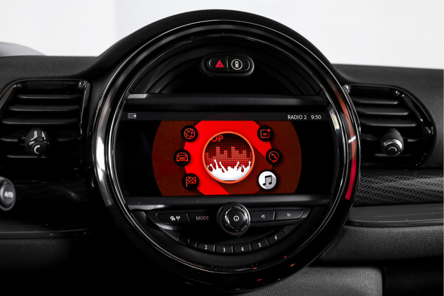 MINI Clubman 2.0 Cooper S Hammersmith 192 PK - Automaat | S/K Panodak | Adapt.Cruise | Harman/Kardon | Stoelverw. | PDC | Camera | NAV+App.Connect | ECC | LM 19" |