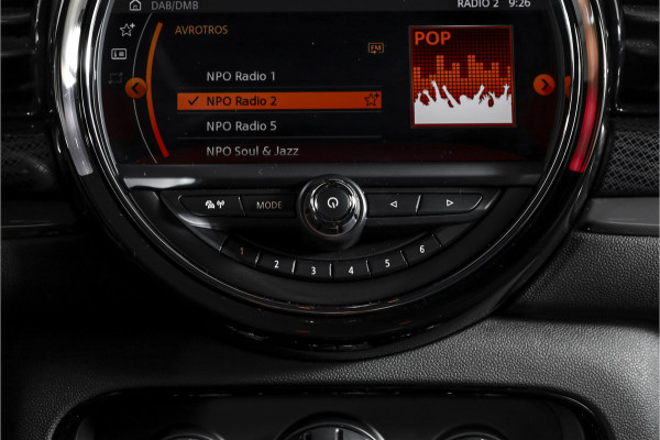 MINI Clubman 2.0 Cooper S Hammersmith 192 PK - Automaat | S/K Panodak | Adapt.Cruise | Harman/Kardon | Stoelverw. | PDC | Camera | NAV+App.Connect | ECC | LM 19" |