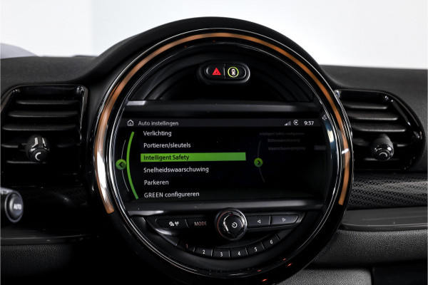 MINI Clubman 2.0 Cooper S Hammersmith 192 PK - Automaat | S/K Panodak | Adapt.Cruise | Harman/Kardon | Stoelverw. | PDC | Camera | NAV+App.Connect | ECC | LM 19" |