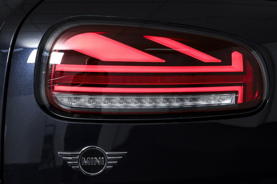 MINI Clubman 2.0 Cooper S Hammersmith 192 PK - Automaat | S/K Panodak | Adapt.Cruise | Harman/Kardon | Stoelverw. | PDC | Camera | NAV+App.Connect | ECC | LM 19" |