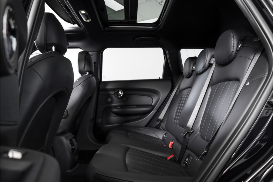 MINI Clubman 2.0 Cooper S Hammersmith 192 PK - Automaat | S/K Panodak | Adapt.Cruise | Harman/Kardon | Stoelverw. | PDC | Camera | NAV+App.Connect | ECC | LM 19" |
