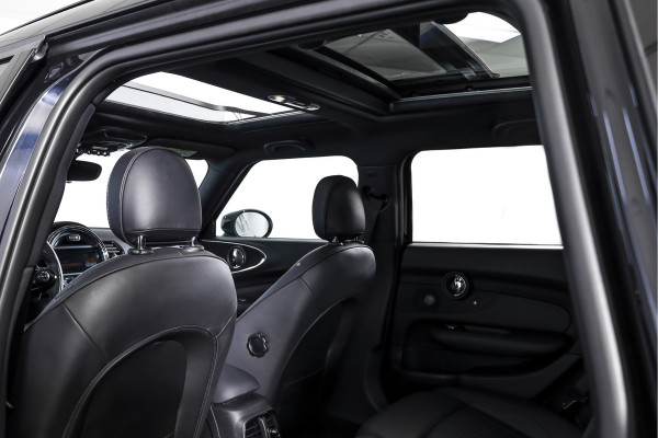 MINI Clubman 2.0 Cooper S Hammersmith 192 PK - Automaat | S/K Panodak | Adapt.Cruise | Harman/Kardon | Stoelverw. | PDC | Camera | NAV+App.Connect | ECC | LM 19" |
