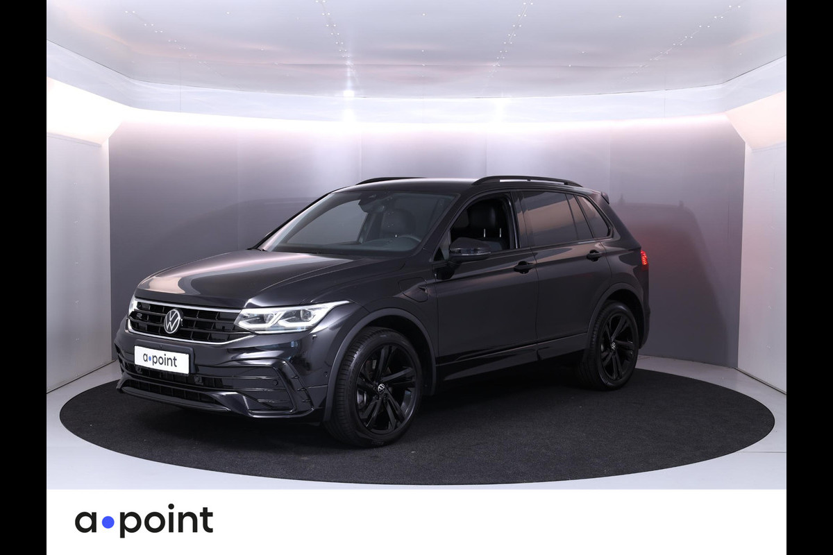 Volkswagen Tiguan 1.4 TSI eHybrid R-Line Business+ 245 pk Automaat (DSG) | Navigatie | Elektr. trekhaak | Parkeersensoren (Park assist) | Rondomzicht camera | Black Style pakket | R-Line |
