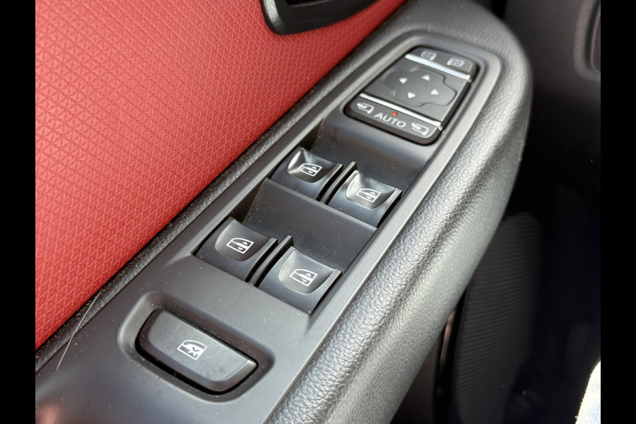 Renault Clio Estate BWJ 2017 | 1.2 TCe 119PK Intens GT LINE | TREKHAAK | CAMERA  | CLIMA | NAVI | CRUISE | SPORTSTOELEN | PDC | LED