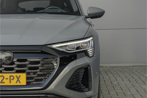 Audi Q8 e-tron 55 Quattro S Edition 115 kWh Pano Leer 360° Camera Trekhaak 22"