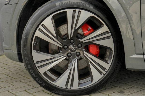 Audi Q8 e-tron 55 Quattro S Edition 115 kWh Pano Leer 360° Camera Trekhaak 22"