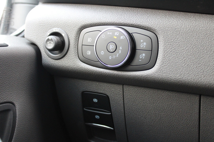 Ford Transit 350 2.0 TDCI L2H2 Trend 130pk Trend - Facelift - Xenon - Carplay - Android - Camera - Airbag Passagier - Rijklaar