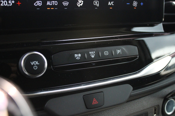 Ford Transit 350 2.0 TDCI L2H2 Trend 130pk Trend - Facelift - Xenon - Carplay - Android - Camera - Airbag Passagier - Rijklaar
