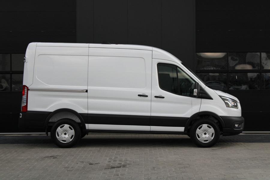 Ford Transit 350 2.0 TDCI L2H2 Trend 130pk Trend - Facelift - Xenon - Carplay - Android - Camera - Airbag Passagier - Rijklaar