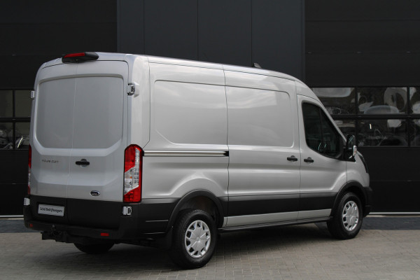 Ford Transit 350 2.0 TDCI L2H2 Trend 130pk Trend - Navigatie - Blind Spot - Adaptive cruise - Camera - Trekhaak - Rijklaar