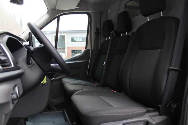Ford Transit 350 2.0 TDCI L2H2 Trend 130pk Trend - Navigatie - Blind Spot - Adaptive cruise - Camera - Trekhaak - Rijklaar