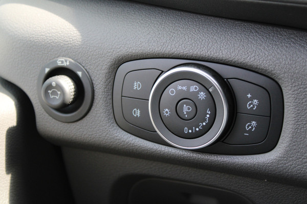 Ford Transit 350 2.0 TDCI L2H2 Trend 130pk Trend - Navigatie - Blind Spot - Adaptive cruise - Camera - Trekhaak - Rijklaar