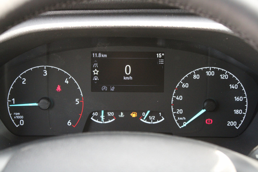 Ford Transit 350 2.0 TDCI L2H2 Trend 130pk Trend - Navigatie - Blind Spot - Adaptive cruise - Camera - Trekhaak - Rijklaar