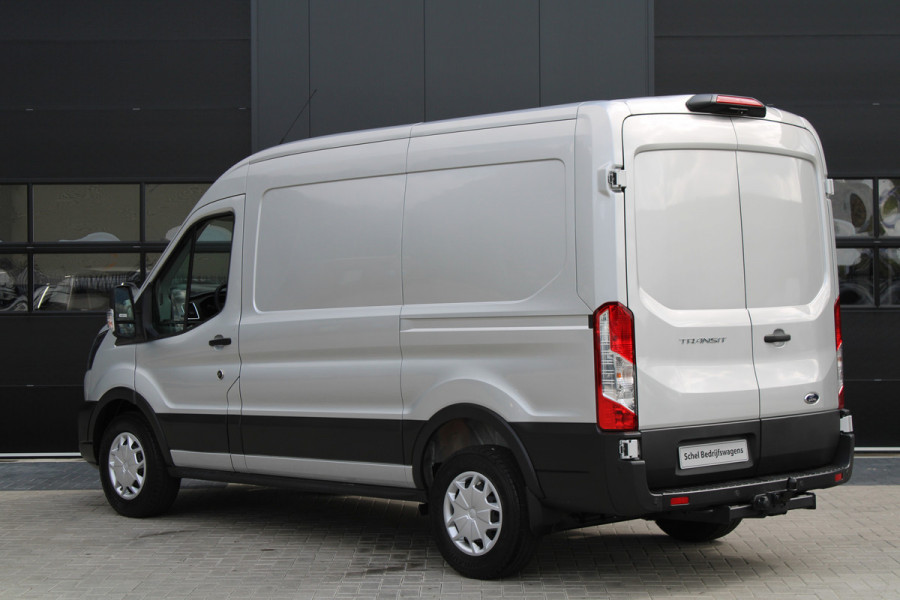 Ford Transit 350 2.0 TDCI L2H2 Trend 130pk Trend - Navigatie - Blind Spot - Adaptive cruise - Camera - Trekhaak - Rijklaar
