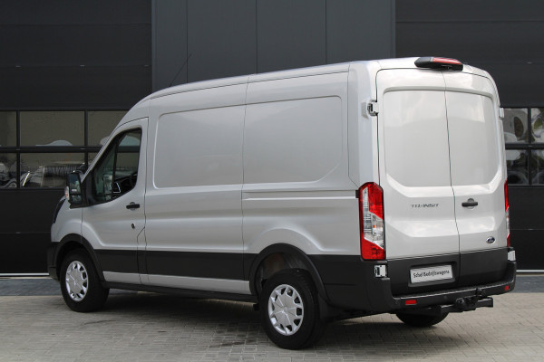 Ford Transit 350 2.0 TDCI L2H2 Trend 130pk Trend - Navigatie - Blind Spot - Adaptive cruise - Camera - Trekhaak - Rijklaar