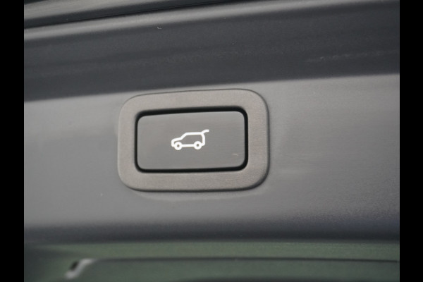 Jaguar I-PACE Gereserveerd rvdb EV400 PK HSE Luchtvering Pano-Dak Matrix LED € 101K-nieuw! SOH 93% Lmv 22" Stoel- Leer+Elektr+Geheugen Apple Carplay Camera DAB  Meridian™ Surround 825Watt Dual-Ecc achter ! Driver-Assistance-Pack AEB DodehoekDetector ASR Hill-Hold Roll-Stability Control Verkeersborddetectie vermoeidheidsherkenning UitparkeerWaarsch. Orig. NLse auto 4,8sec 0-100 11KW laden thuis ! Snelladen tot 104kw DC 696Nm koppel ! 90kwh accu  Slechts 20.500 km.