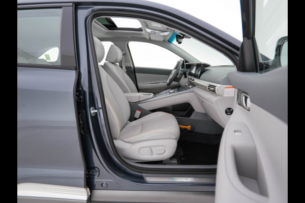 Hyundai NEXO FCEV Plus Pack [ HYDROGENIUM ] (INCL-BTW) Aut. *PANO | LUXURY-LEATHER | NAVI-FULLMAP | ADAPTIVE-CRUISE |  FULL-LED | KEYLESS | DAB |  KRELL-AUDIO | DIGI-WIDESCREEN-COCKPIT | SURROUND-VIEW | SHIFT-PADDLES | COMFORT-SEATS |.