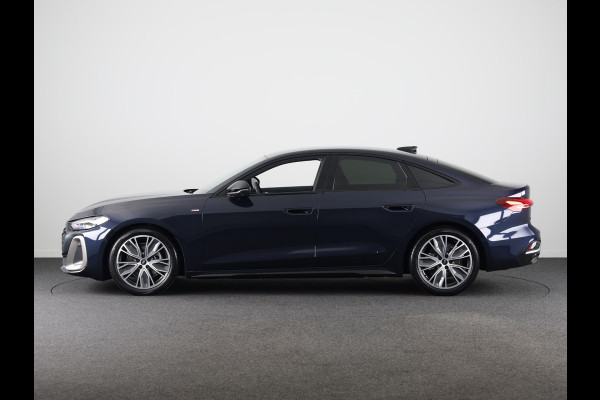 Audi A5 2.0 TFSI edition one S-edition, optiekpakket zwart, matrix-led koplampen, MMI bijrijdersscherm, omgevingscamara's, adaptive cruise control