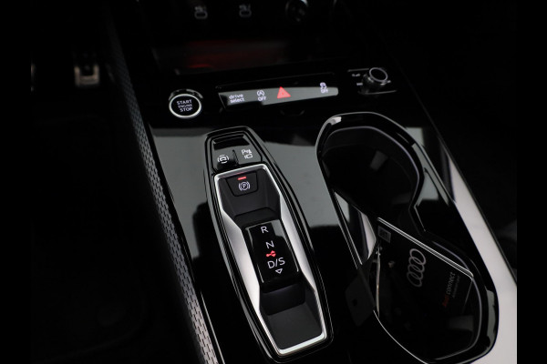 Audi A5 2.0 TFSI edition one S-edition, optiekpakket zwart, matrix-led koplampen, MMI bijrijdersscherm, omgevingscamara's, adaptive cruise control