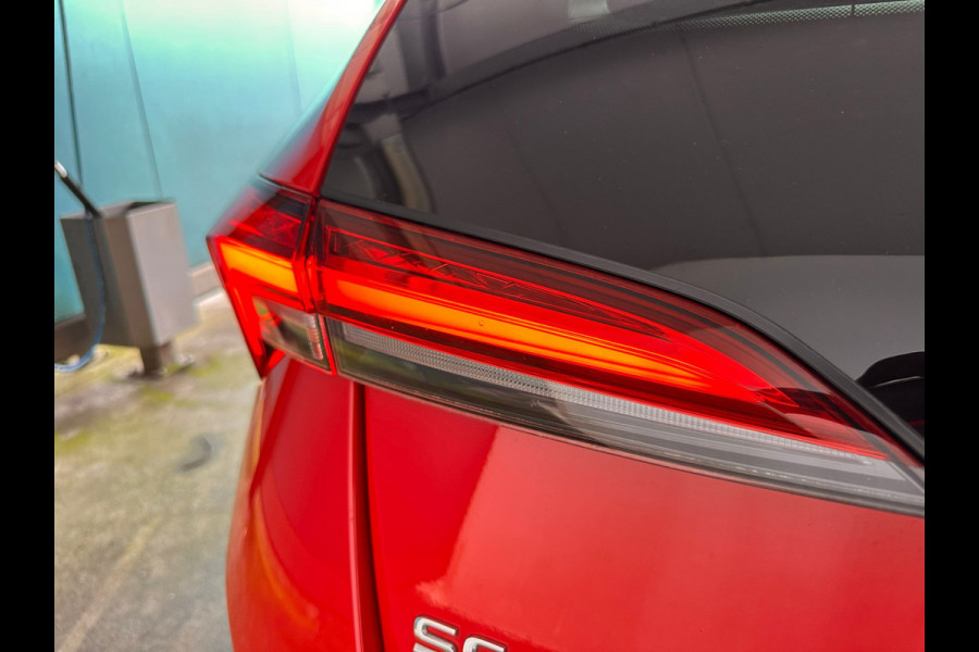 Škoda SCALA 1.5 TSI Sport Business DSG Automaat | Panorama | Trekhaak | Sport interieur | Climate | Cruise Con trol | occasion